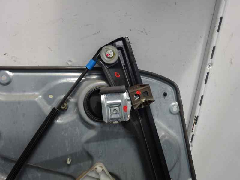 ELEVALUNAS DELANTERO DERECHO SEAT CORDOBA 1.9 D MT 64CV
