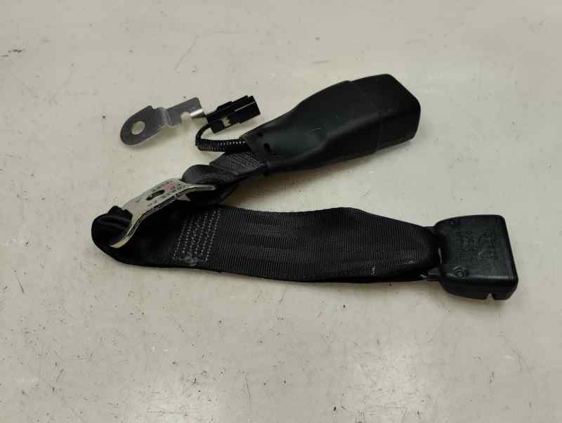 ANCLAJE CINTURON TRASERO DERECHO TOYOTA YARIS 1.0 MT 72CV | 53KW
