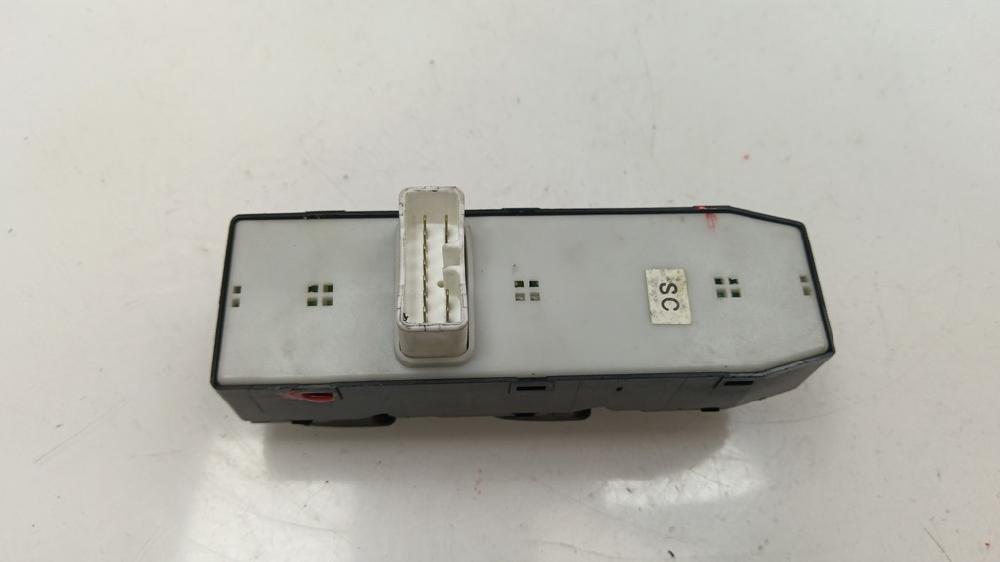 MANDO ELEVALUNAS DELANTERO IZQUIERDO CHEVROLET NUBIRA 2.0 TD AT 121CV
