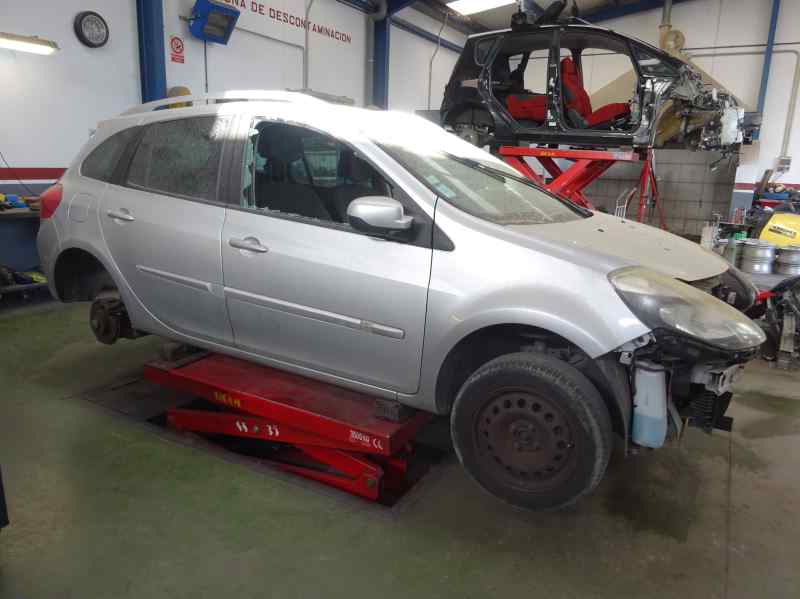 PANTALLA MULTIFUNCION RENAULT CLIO 2010 1.5 DCI MT 85CV