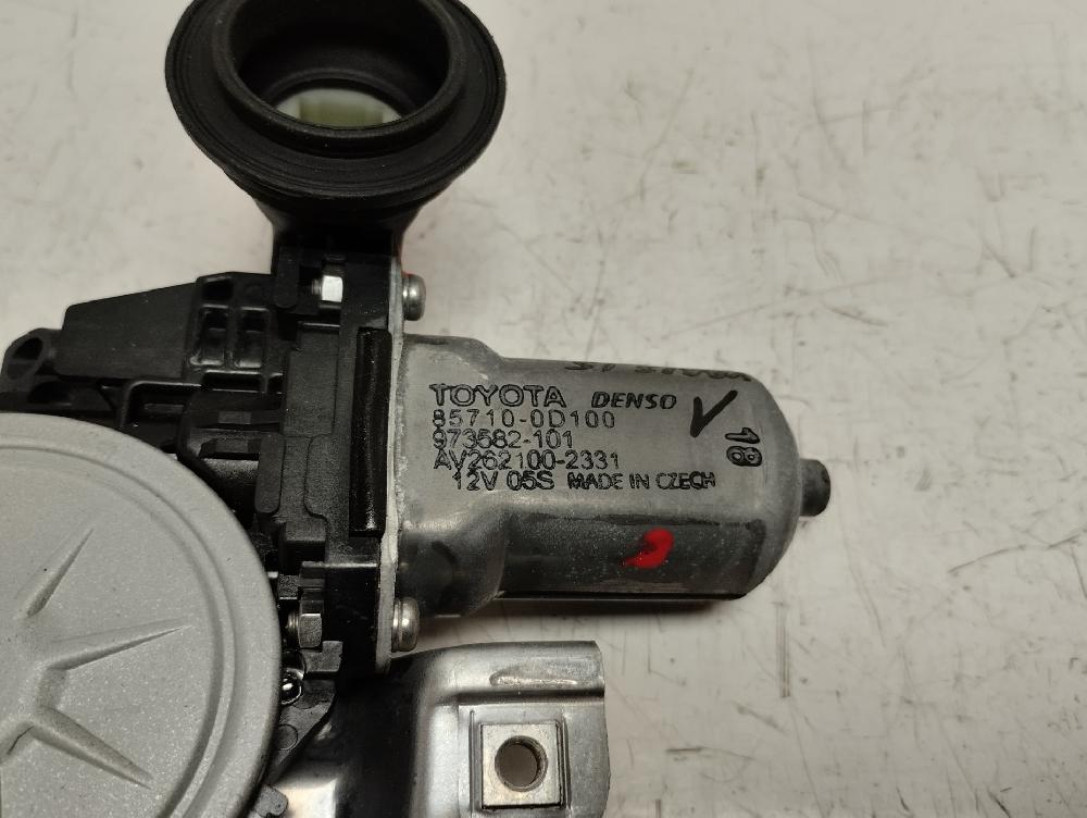 ELEVALUNAS DELANTERO DERECHO TOYOTA YARIS 1.5 MT 106CV