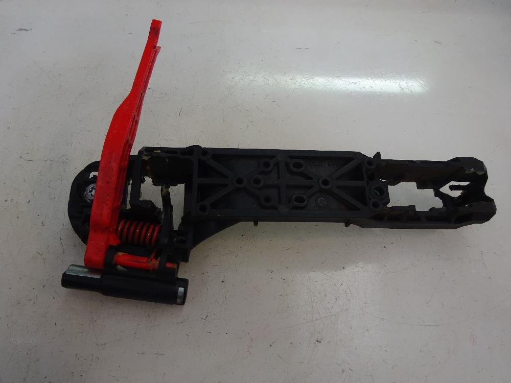 SOPORTE MANETA EXTERIOR PUERTA TRASERA DERECHA TOYOTA YARIS 1.0 MT 69CV