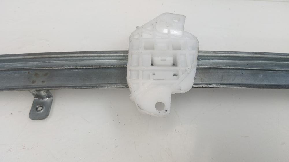 ELEVALUNAS DELANTERO DERECHO HYUNDAI ATOS 1.0 MT 55CV