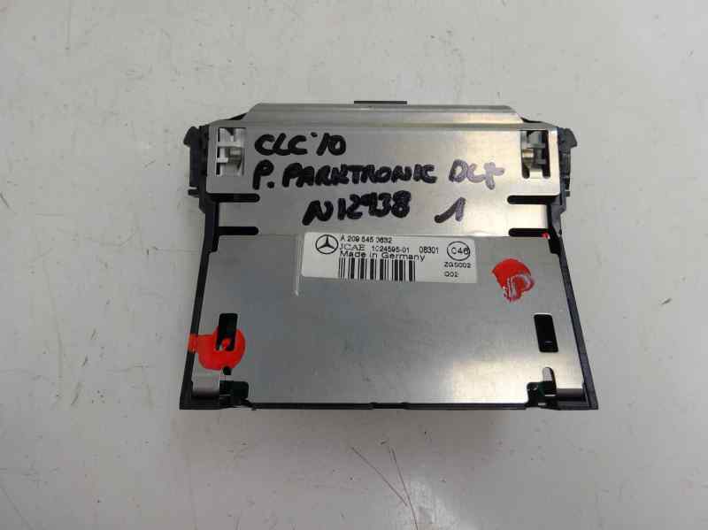 PANTALLA MULTIFUNCION MERCEDES BENZ CLASE CLC 2010 200 2.2D MT 150CV | 110KW