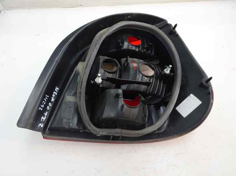 PILOTO TRASERO IZQUIERDO RENAULT SCENIC 1.9 DTI MT 98CV