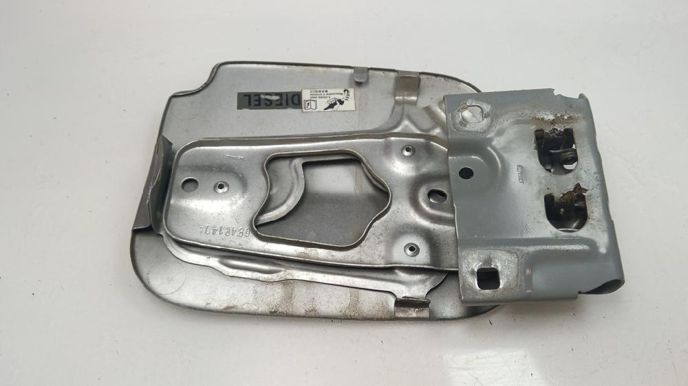 TAPA EXTERIOR COMBUSTIBLE DACIA DUSTER 1.5 MT 110CV DIESEL
