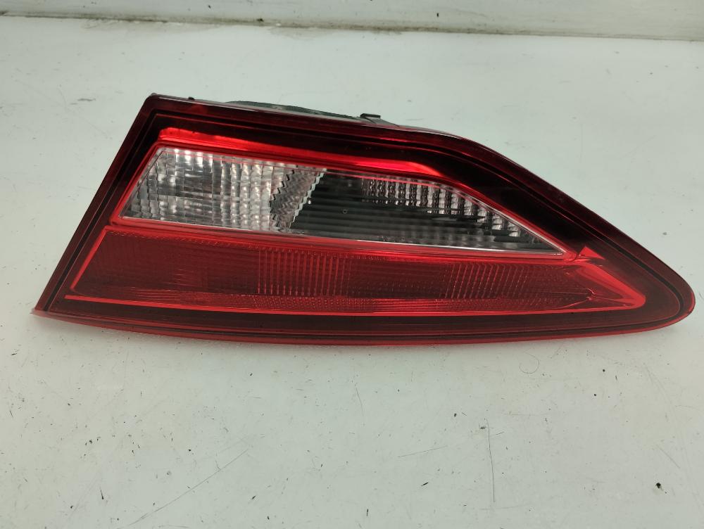 PILOTO TRASERO DERECHO INTERIOR SEAT LEON 1.6 TDI MT 105CV