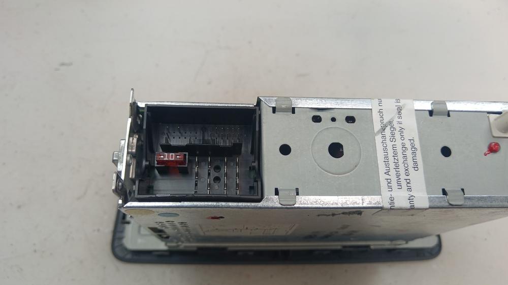 SISTEMA AUDIO RADIO CD SEAT IBIZA 1.2 70CV, GASOLINA, MT, ACCIONAMIENTO DELANTERO