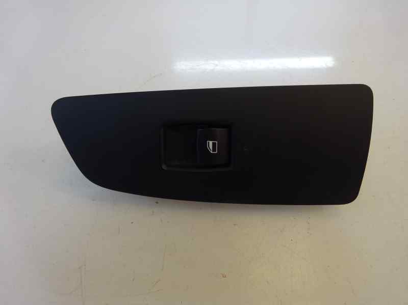 MANDO ELEVALUNAS DELANTERO DERECHO BMW SERIE 1 2.0 118D MT 143CV