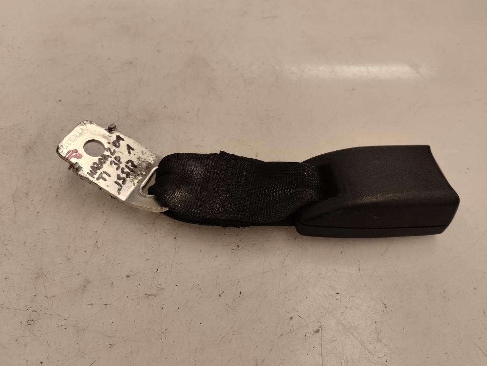 ANCLAJE CINTURON TRASERO IZQUIERDO MAZDA 2 1.4 MZ-CD MT 68CV | 50KW