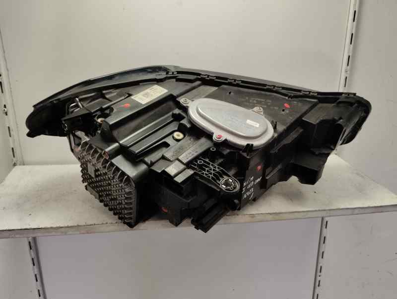 FARO IZQUIERDO BMW X1 2019 1.5 16D SDRIVE MT 116CV