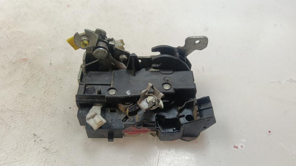 CERRADURA PUERTA DELANTERA DERECHA RENAULT KANGOO 1.5 DCI MT 68CV | 50KW
