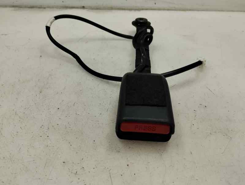 ANCLAJE CINTURON DELANTERO DERECHO NISSAN QASHQAI 1.3 MT 158CV | 116KW