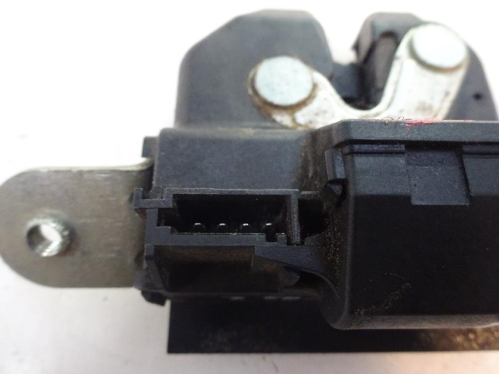 CERRADURA MALETERO PORTON OPEL CORSA 2007 1.3 CDTI MT 90CV