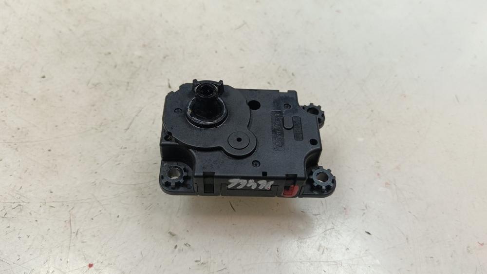 MOTOR APERTURA TRAMPILLAS CLIMATIZADOR CITROEN C4 CACTUS 1.6 MT 99CV | 73KW