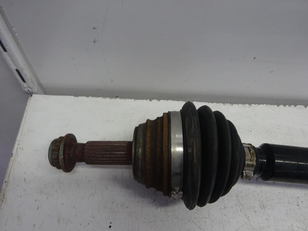 TRANSMISION DELANTERA DERECHA VOLKSWAGEN POLO 2001 1.9 SDI MT 64CV | 47KW
