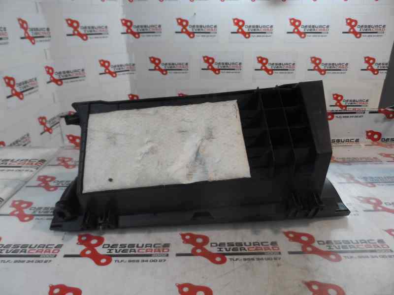 GUANTERA TOYOTA PRIUS 1.8CVT 99CV