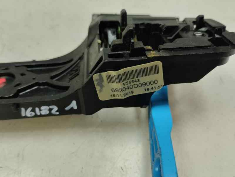 SOPORTE MANETA EXTERIOR PUERTA TRASERA IZQUIERDA TOYOTA YARIS 1.0 MT 72CV | 53KW