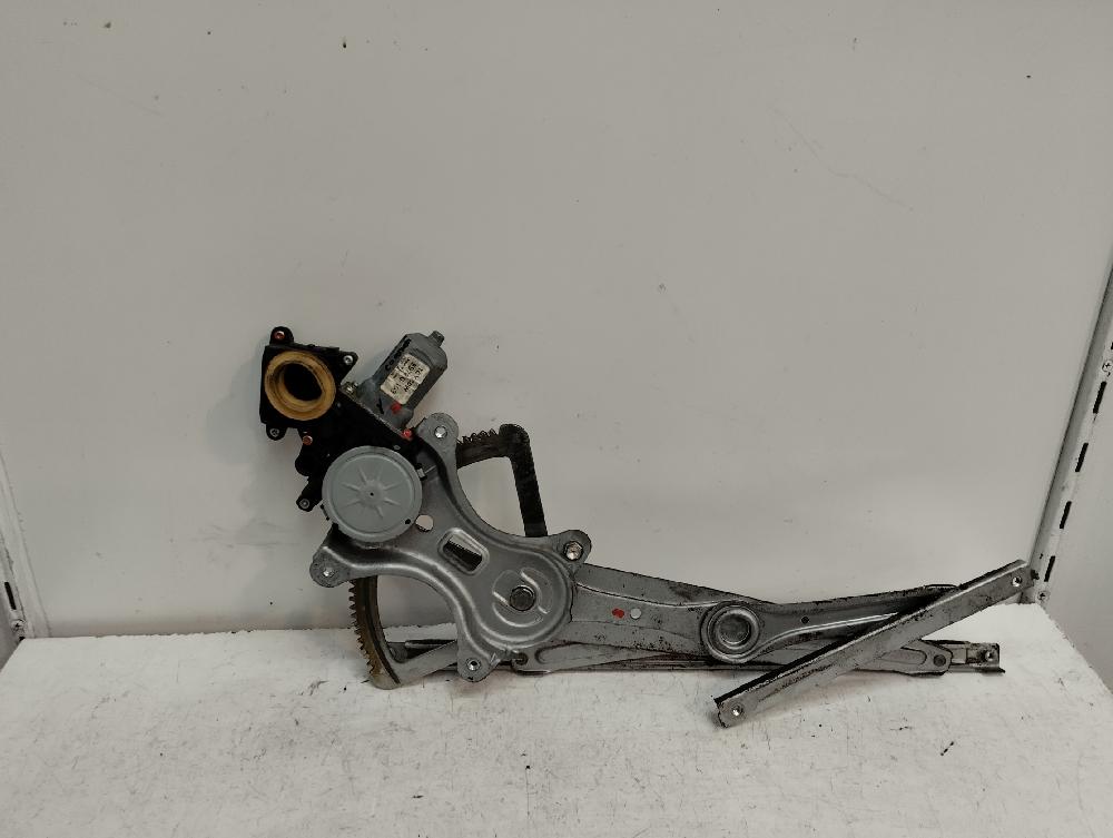 ELEVALUNAS TRASERO DERECHO TOYOTA COROLLA VERSO 2.2 TD MT 136CV