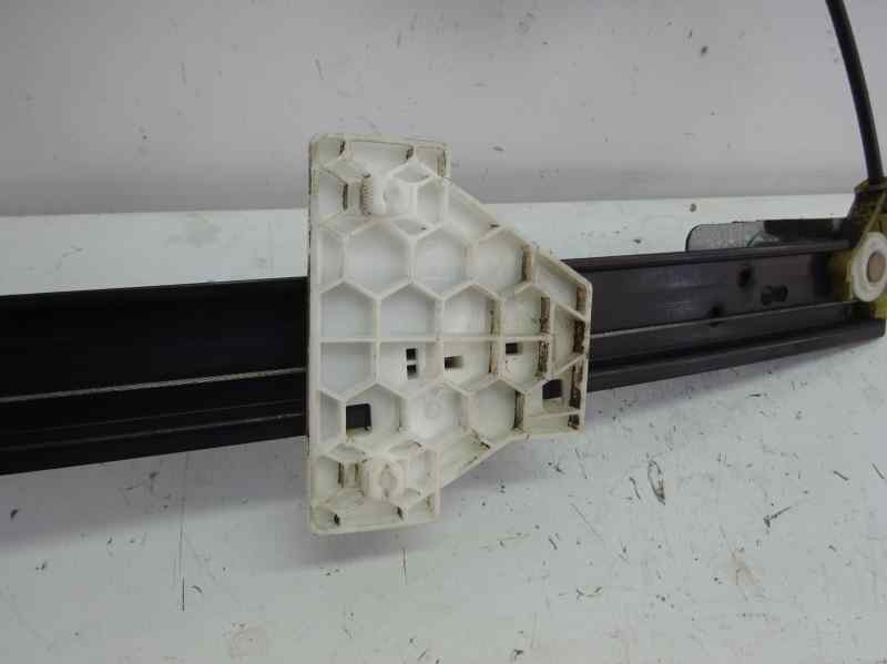 ELEVALUNAS TRASERO DERECHO AUDI A4 2005 2.0 TDI MT 140CV | 103KW