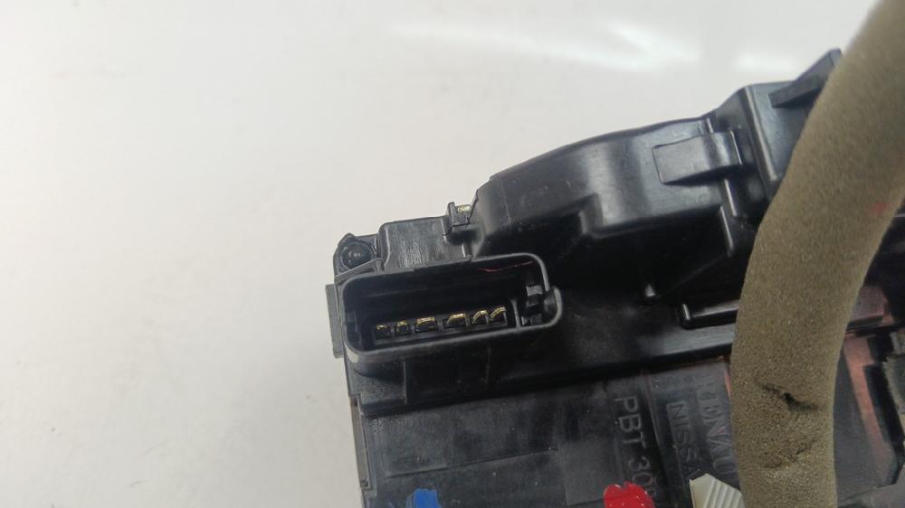 CERRADURA PUERTA DELANTERA IZQUIERDA NISSAN QASHQAI 1.3 MT 140CV