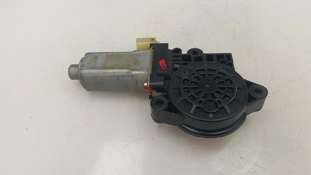 MOTOR ELEVALUNAS DELANTERO DERECHO KIA CERATO OTROS