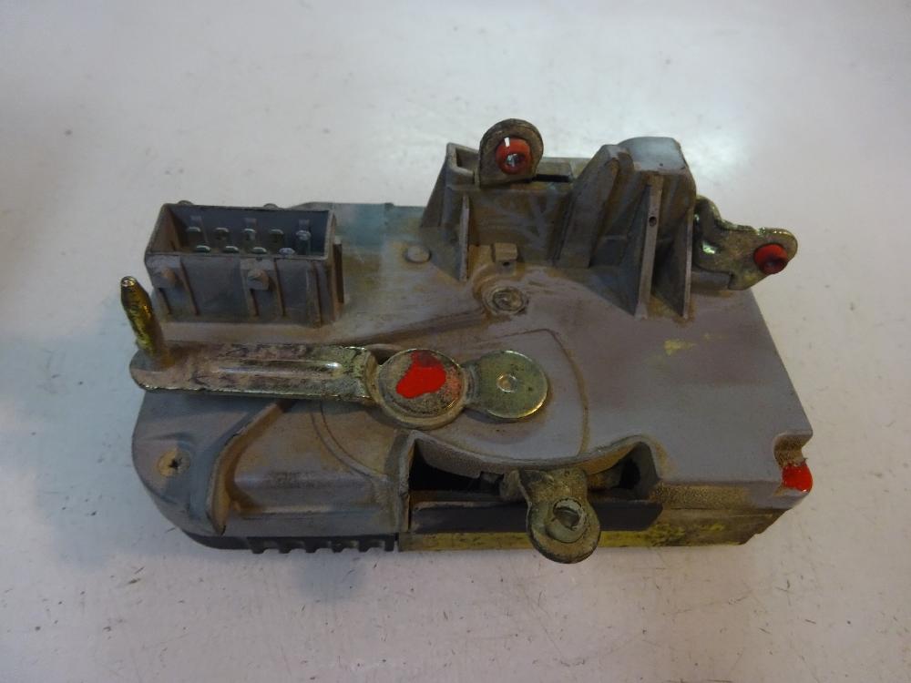 CERRADURA PUERTA DELANTERA DERECHA PEUGEOT 806 1996 1.9 TD MT 92CV