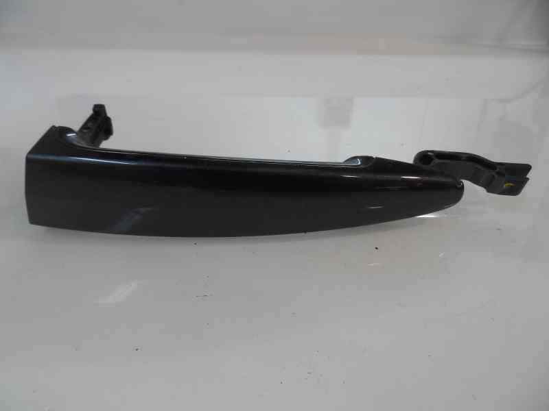 MANETA EXTERIOR DELANTERA IZQUIERDA BMW SERIE 1 2006 2.0 MT 150CV | 110KW