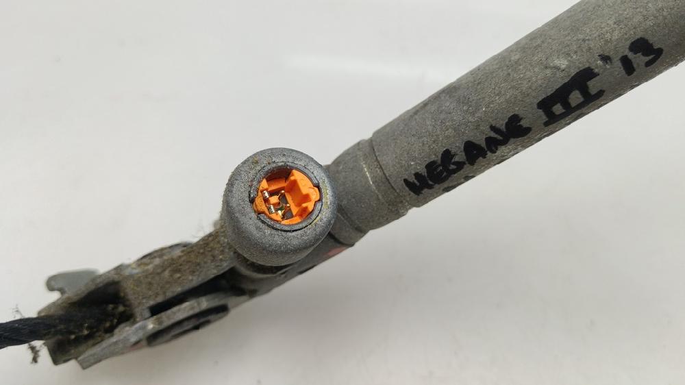ANCLAJE CINTURON DELANTERO IZQUIERDO RENAULT MEGANE 2013 1.2 TCE MT 115CV