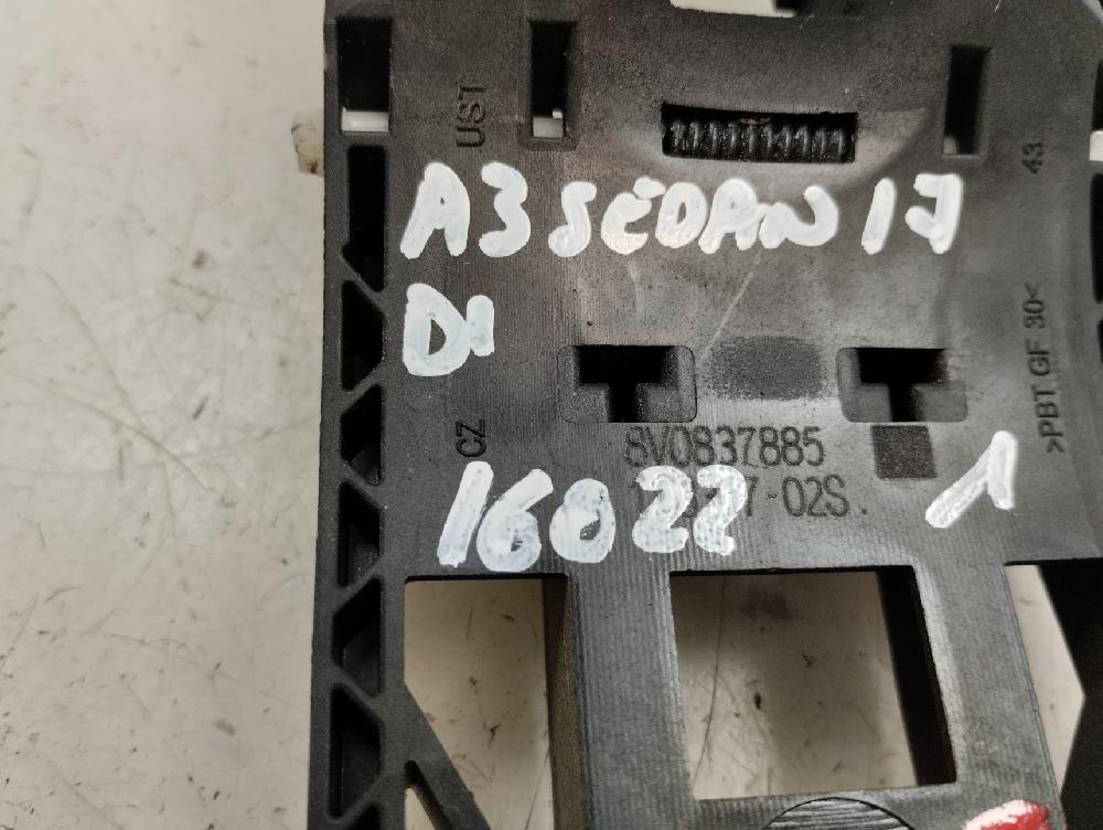SOPORTE MANETA EXTERIOR DELANTERA IZQUIERDA AUDI A3 1.5 MT 150CV | 110KW