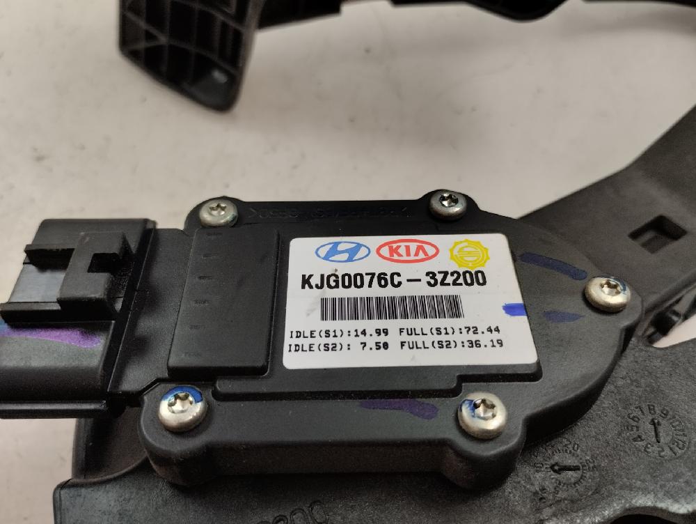 POTENCIOMETRO PEDAL HYUNDAI I40 1.7 CRDI MT 141CV