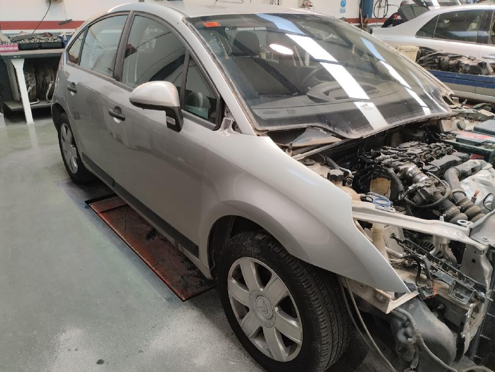 CAJA RELES FUSIBLES CITROEN C4 2005 1.6 HDI MT 90CV