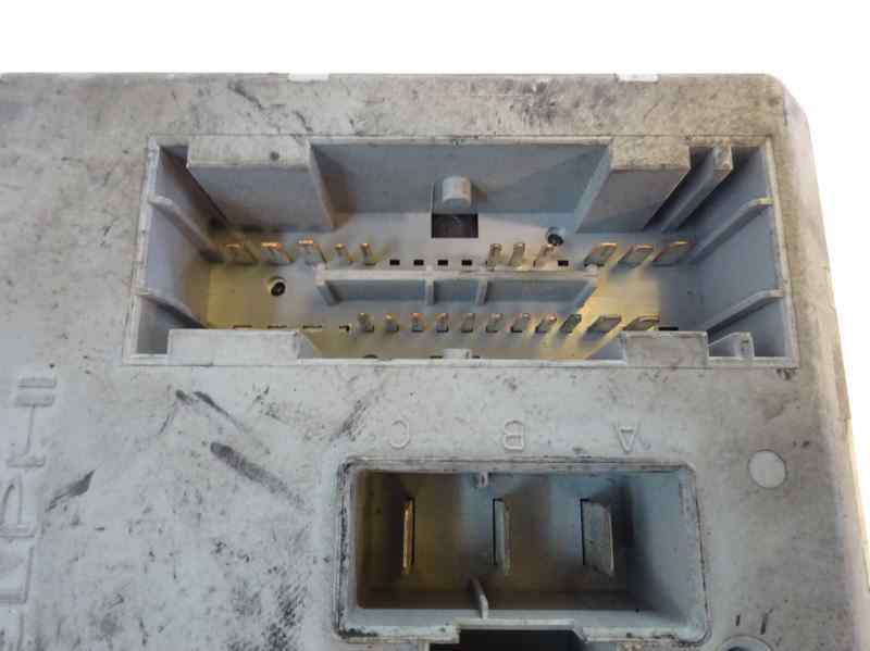 CAJA RELES FUSIBLES FIAT PUNTO 1.9 TD MT 60CV
