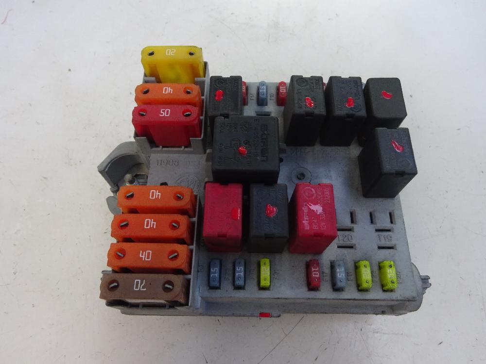 CAJA RELES FUSIBLES ALFA ROMEO 159 1.9 JTDM MT 150CV