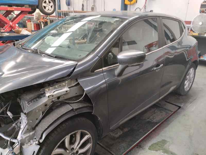PORTON TRASERO RENAULT CLIO 0.9 TSE MT 90CV