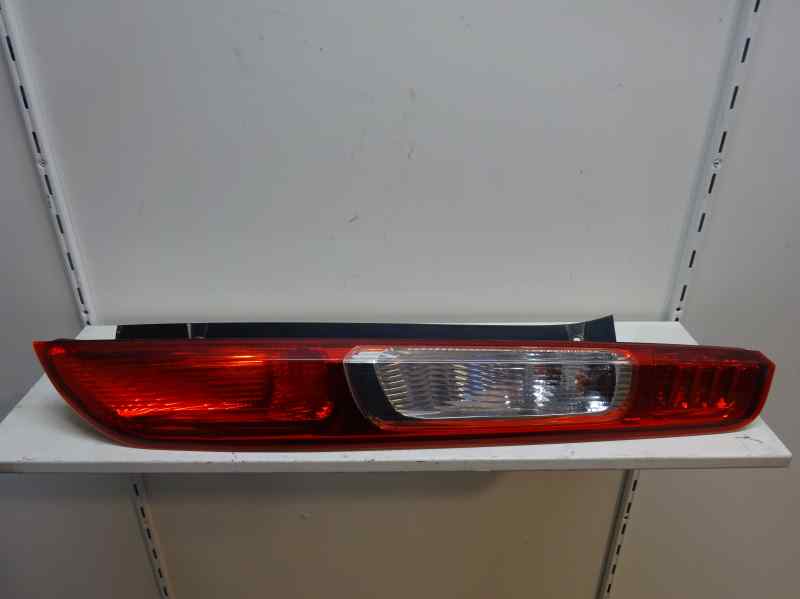 PILOTO TRASERO DERECHO FORD FOCUS 1.6 MT 101CV