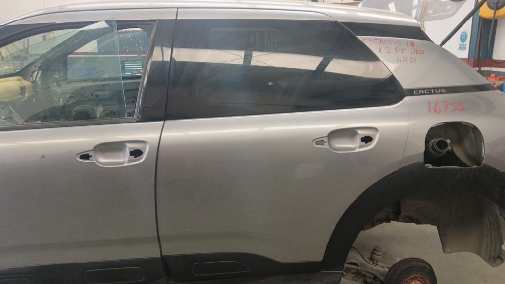 PUERTA TRASERA IZQUIERDA CITROEN C4 CACTUS 1.2 MT 110CV | 81KW
