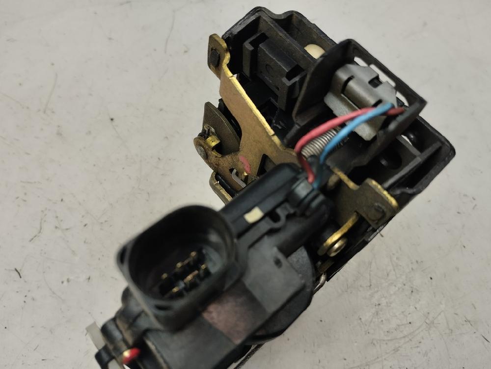 CERRADURA PUERTA TRASERA IZQUIERDA VOLKSWAGEN GOLF 1.9 TDI MT 110CV