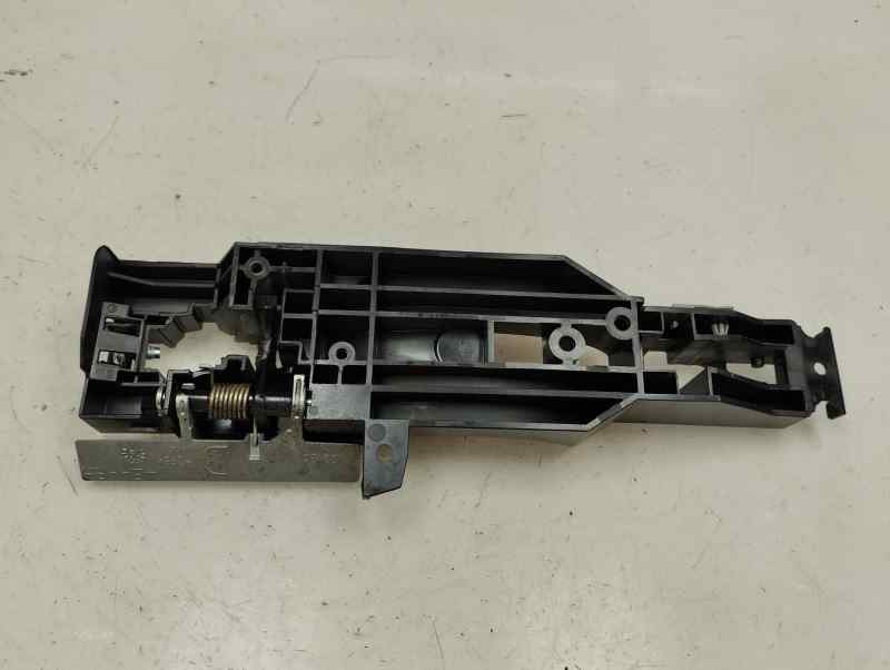 SOPORTE MANETA EXTERIOR DELANTERA DERECHA NISSAN MICRA 1.0 MT 73CV