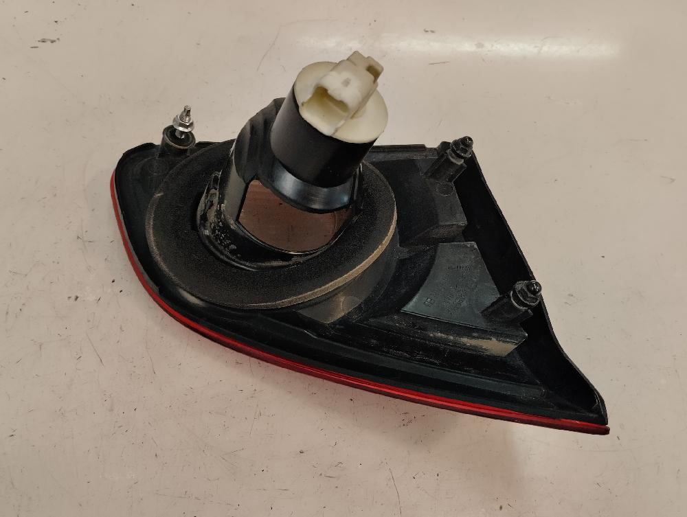PILOTO TRASERO DERECHO INTERIOR NISSAN QASHQAI 2.0 DCI MT 4WD 148CV