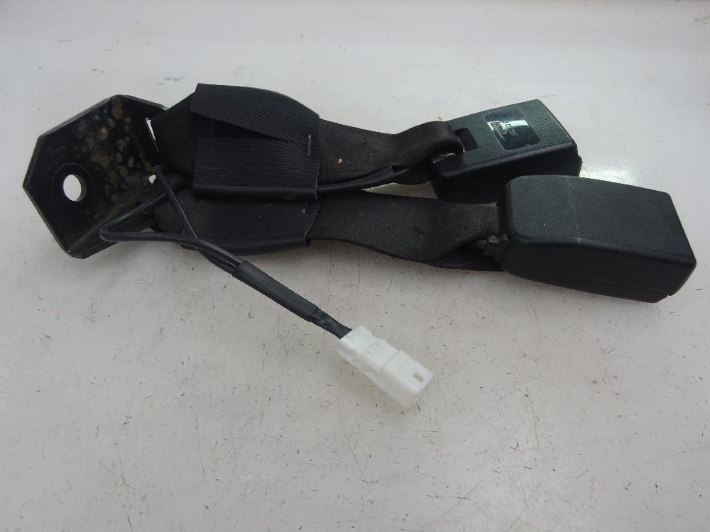 ANCLAJE CINTURON TRASERO IZQUIERDO NISSAN QASHQAI 2007 1.5 DCI MT FWD 106CV