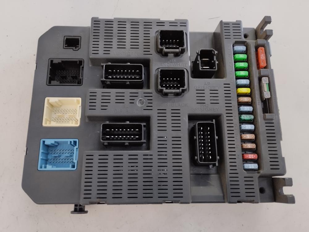 CAJA RELES FUSIBLES PEUGEOT 207 2008 1.4 HDI MT 70CV