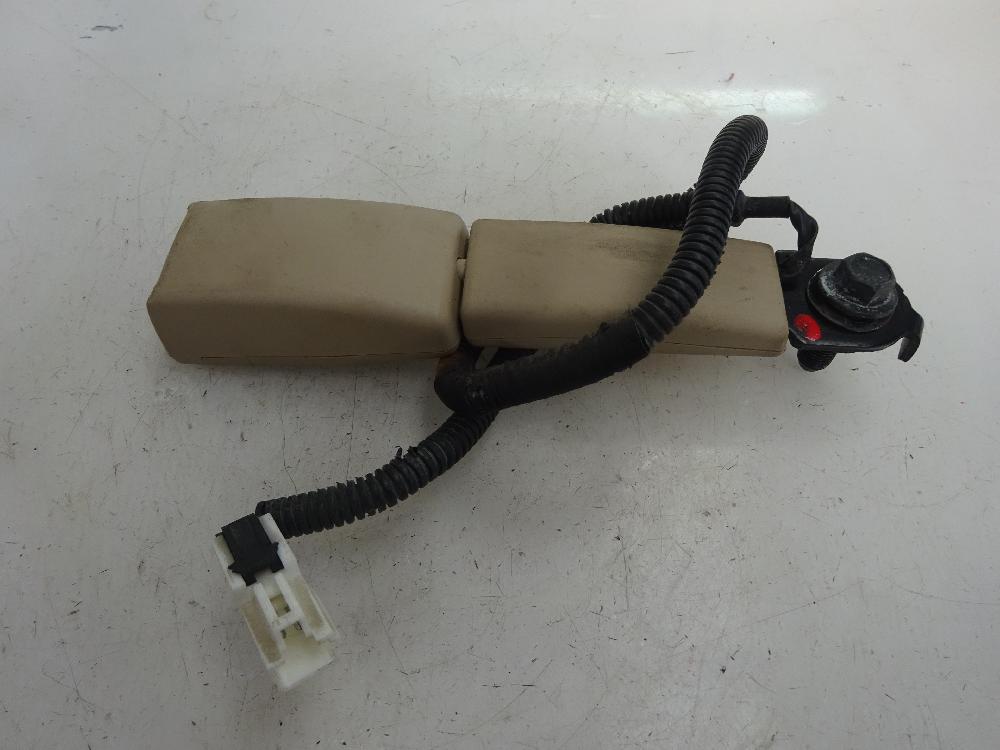 ANCLAJE CINTURON DELANTERO IZQUIERDO KIA CARENS 2.0 CRDI MT 140CV