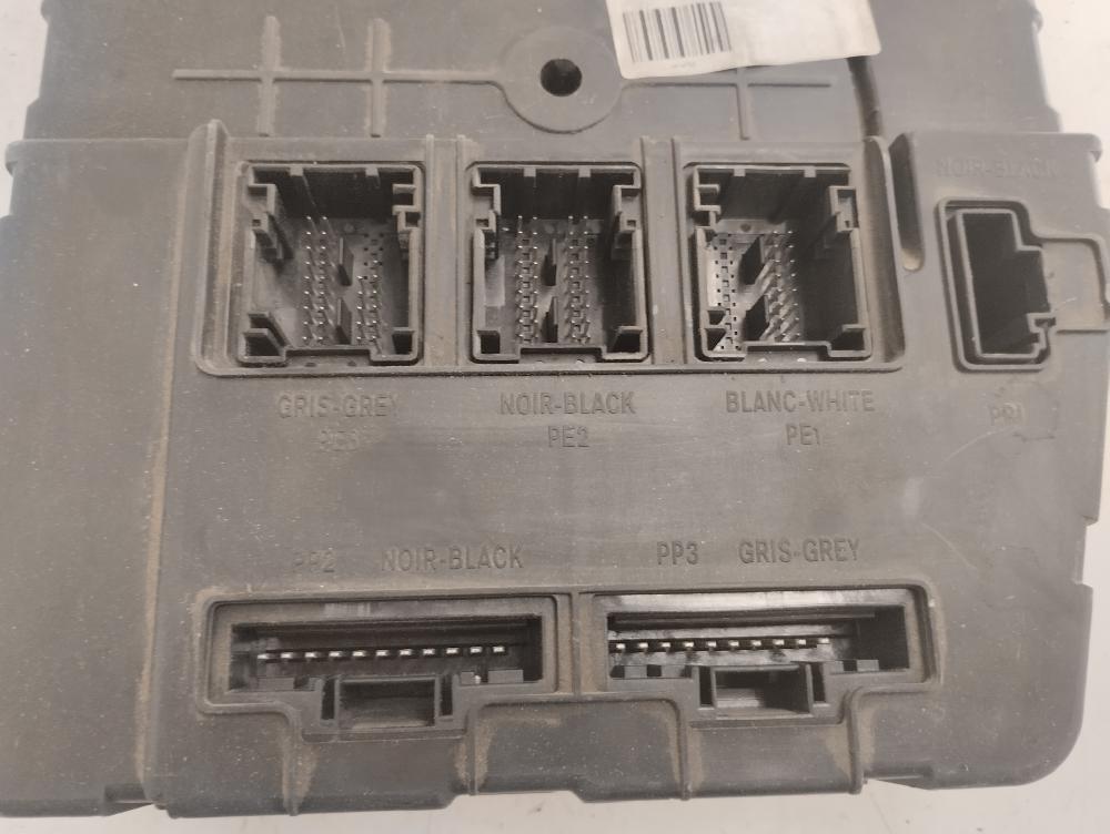 CAJA RELES FUSIBLES RENAULT MEGANE 2003 1.6 MT 115CV | 85KW
