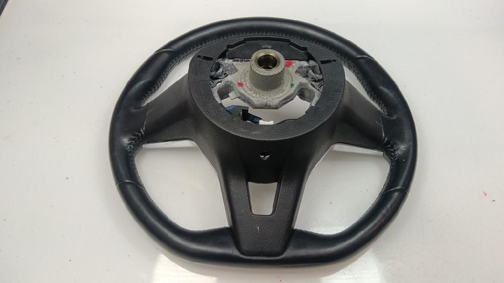 VOLANTE NISSAN QASHQAI 1.3 MT 140CV