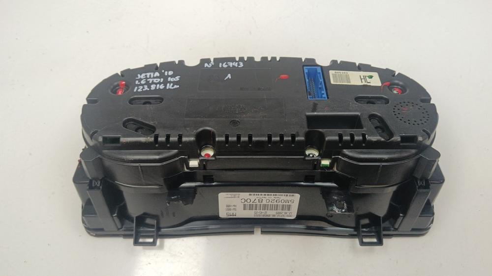 CUADRO INSTRUMENTOS VOLKSWAGEN JETTA 1.6 TDI MT 105CV