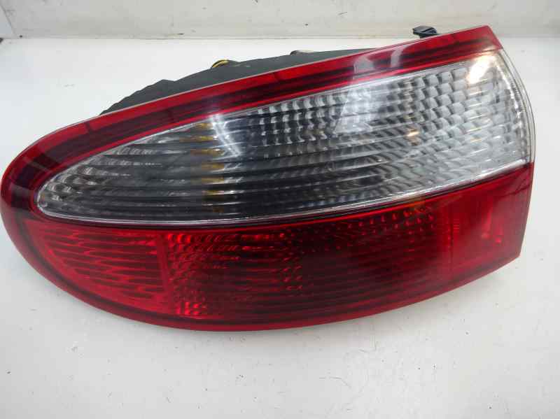 PILOTO TRASERO IZQUIERDO DAEWOO LANOS 1998 1.6 MT 106CV | 78KW