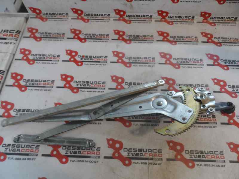 ELEVALUNAS DELANTERO IZQUIERDO TOYOTA HILUX 2004 2.5 TD MT 101CV