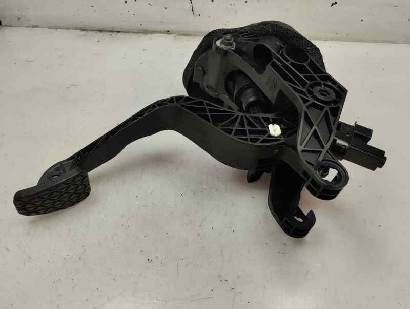 PEDAL EMBRAGUE FORD FIESTA 1.25 MT 82CV