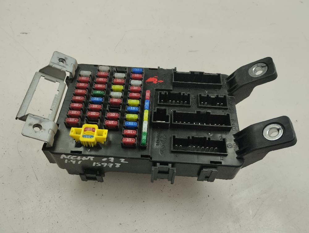 CAJA RELES FUSIBLES HYUNDAI ACCENT 1.4 MT 97CV | 71KW
